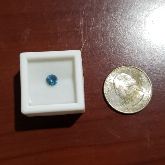 Topaz Gemstone - Picture 3 of 3